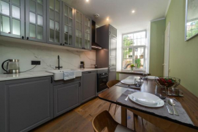 Classic 3-Bedroom in Riga Riga
